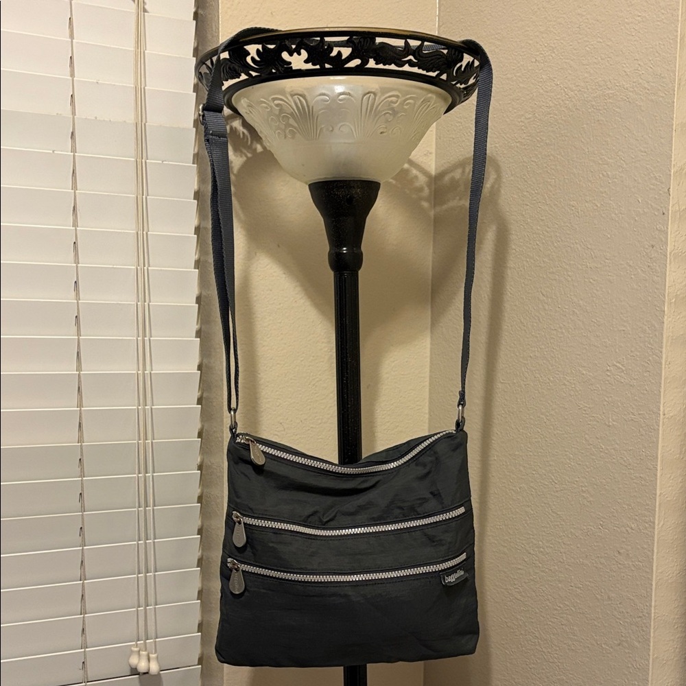 Baggallini Cross Body Bag